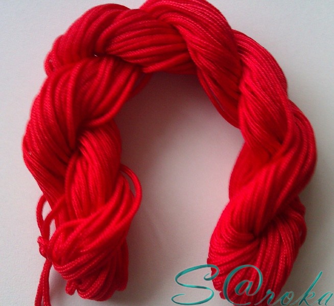 Шнур нейлоновый для плетения "шамбалы" 1,5мм красный